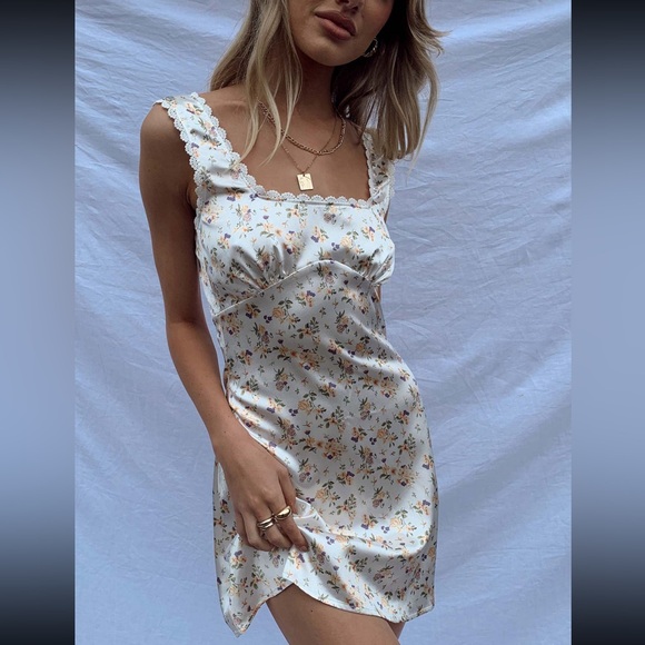 Princess Polly Berlin Satin Mini Dress White - Picture 8 of 14